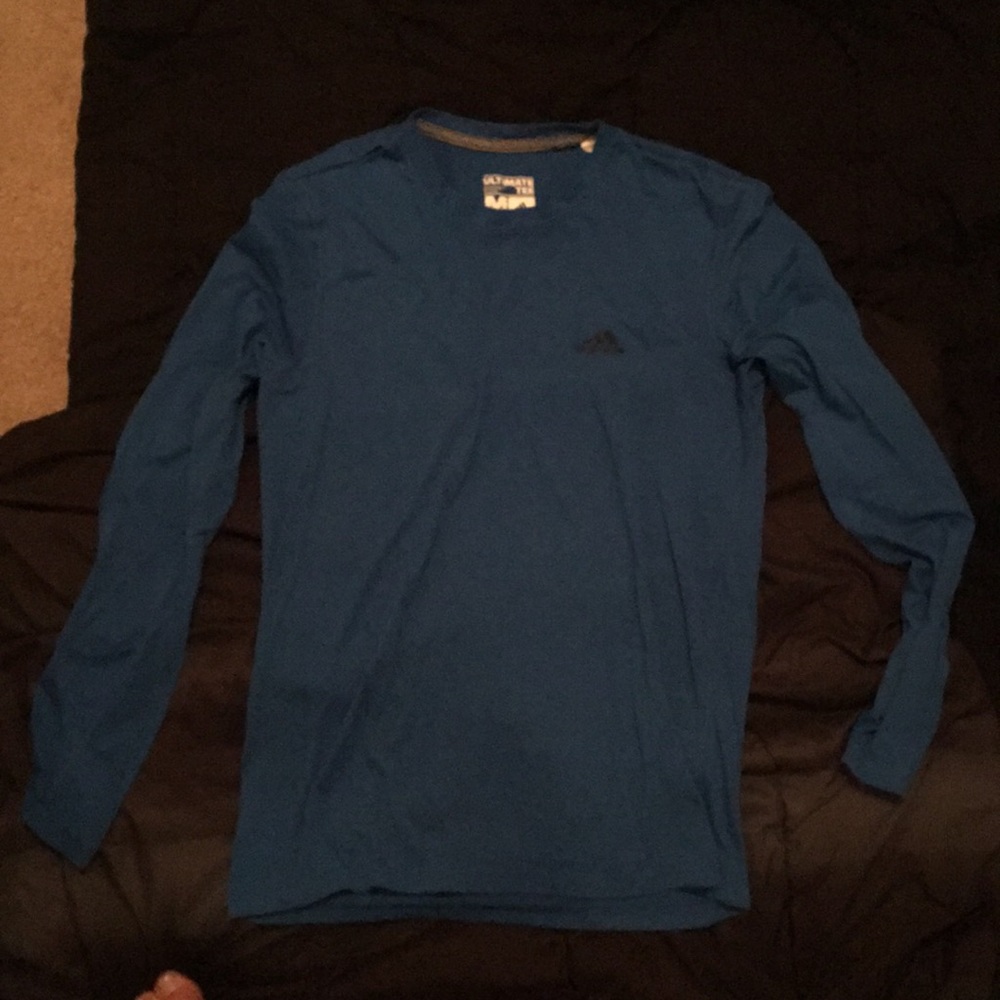 Longsleeve workout shirt